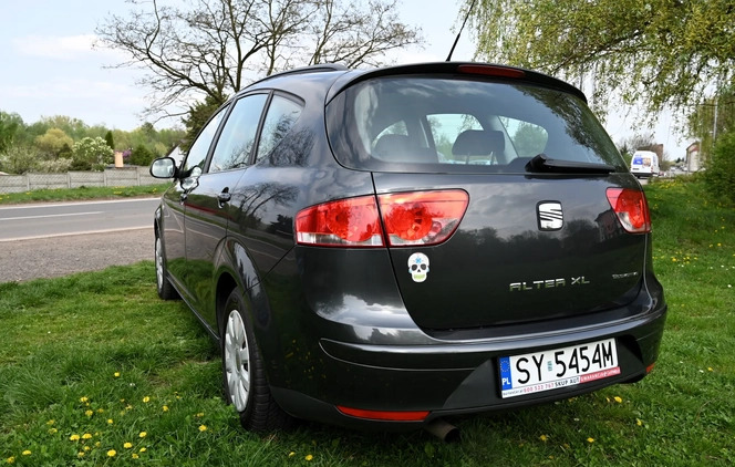 Seat Altea XL cena 22700 przebieg: 145000, rok produkcji 2012 z Działdowo małe 379